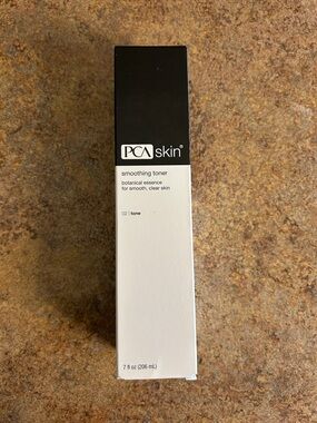 PCA SKIN Smoothing Toner - White